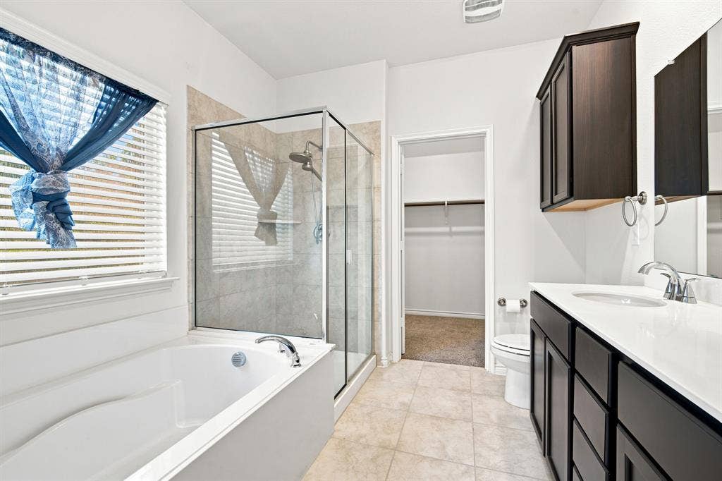126 Redding Lane, Red Oak, TX 75154 126 Redding Lane, Red Oak, TX 75154