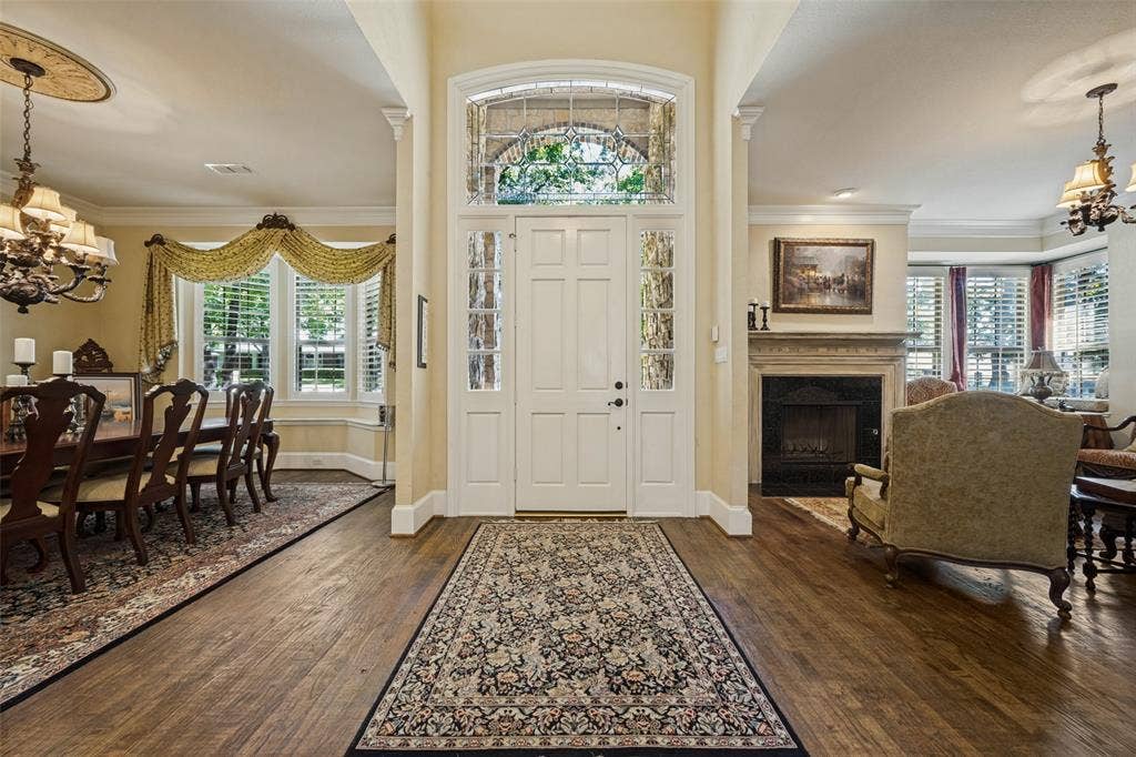 3824 La Mancha Lane, Denton, TX 76205 3824 La Mancha Lane, Denton, TX 76205
