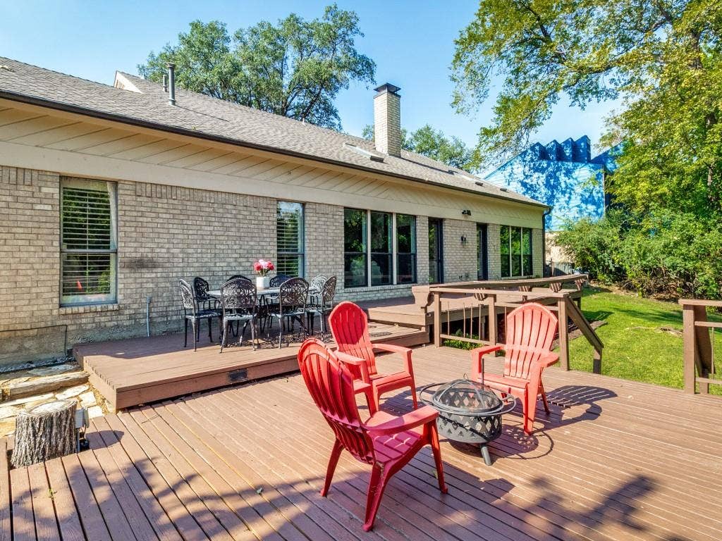 3722 Wooded Creek Drive, Farmers Branch, TX 75244