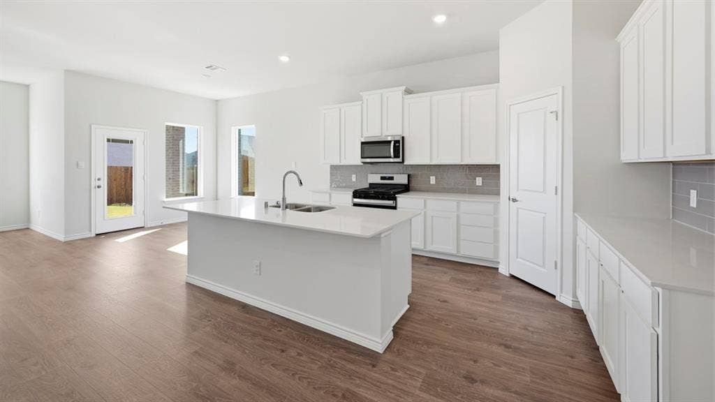 2506 Wesley Avenue, Royse City, TX 75189 Kitchen
