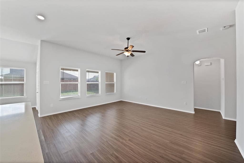 469 Pollyann Trail, Fort Worth, TX 76052 469 Pollyann Trail, Fort Worth, TX 76052