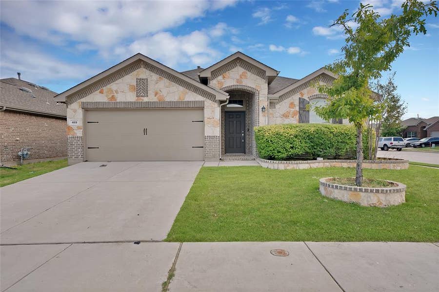 Property photo for 469 Pollyann Trail, Fort Worth, TX
