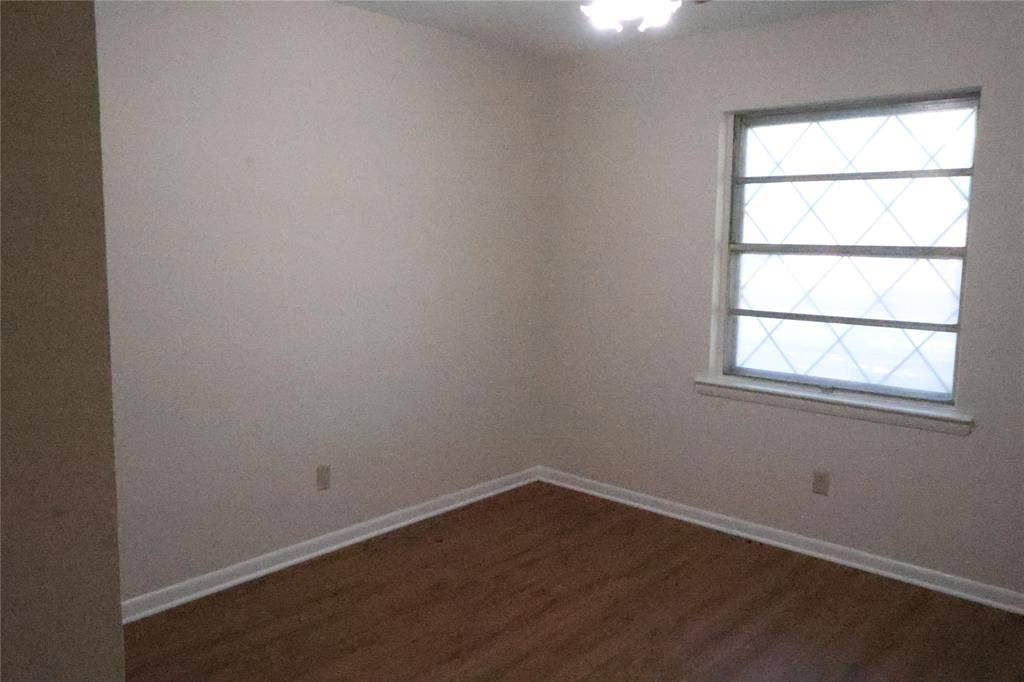 1202 Alamo Lane, Garland, TX 75040 1202 Alamo Lane, Garland, TX 75040