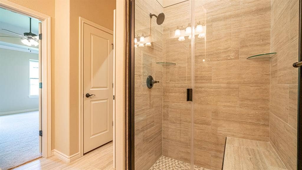 2714 Austin Drive, Granbury, TX 76048 2714 Austin Drive, Granbury, TX 76048