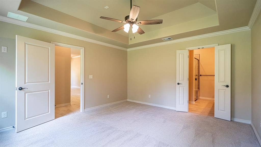 2714 Austin Drive, Granbury, TX 76048 2714 Austin Drive, Granbury, TX 76048