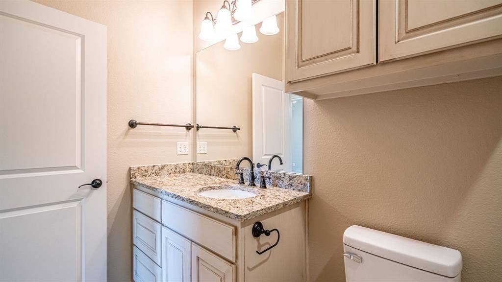 2714 Austin Drive, Granbury, TX 76048 2714 Austin Drive, Granbury, TX 76048