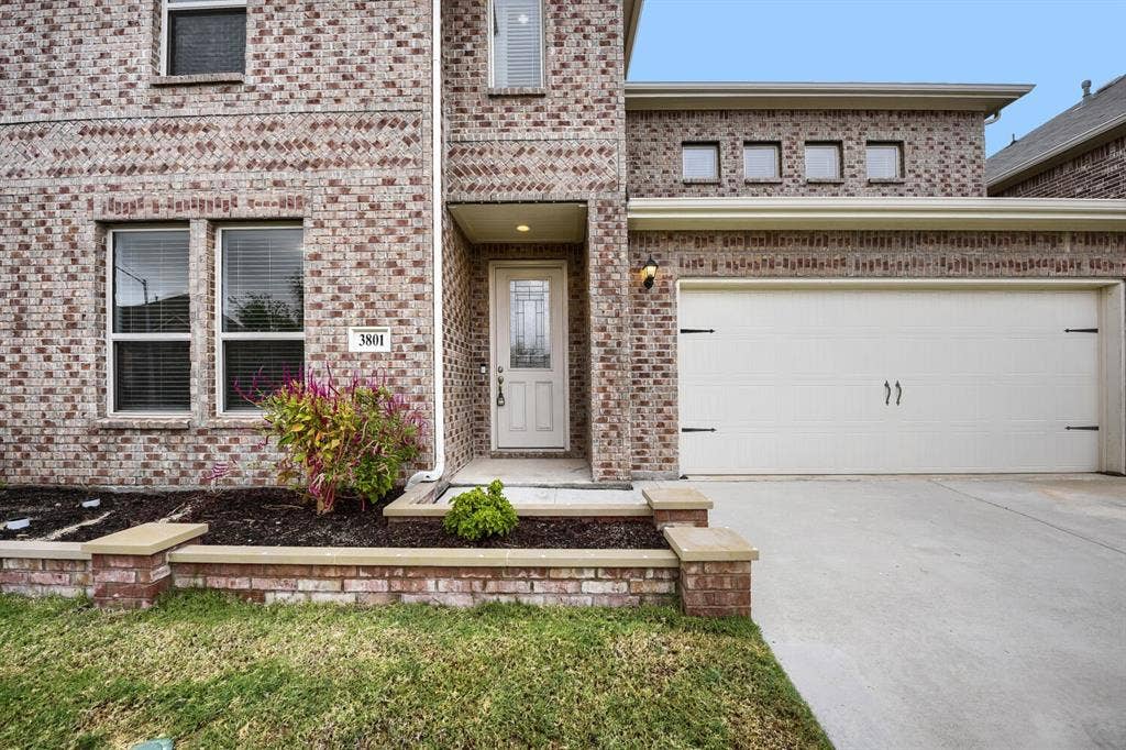 3801 Heather Meadows Drive, Fort Worth, TX 76244