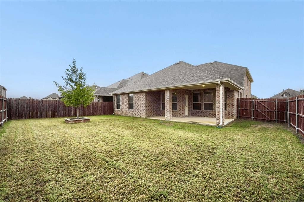 3801 Heather Meadows Drive, Fort Worth, TX 76244