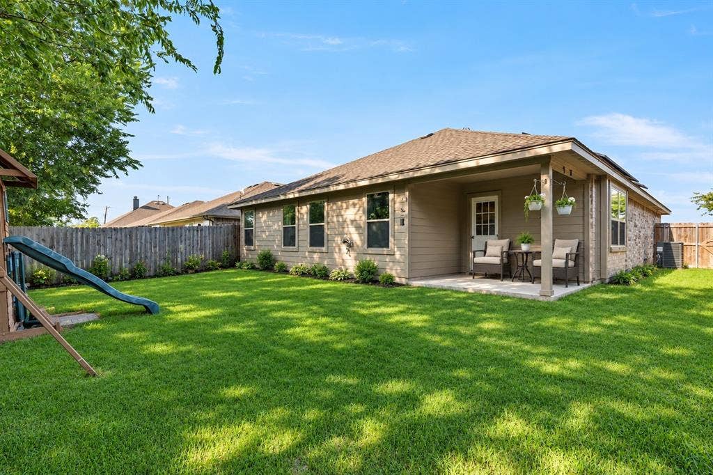 206 Hubbard Street, Hillsboro, TX 76645