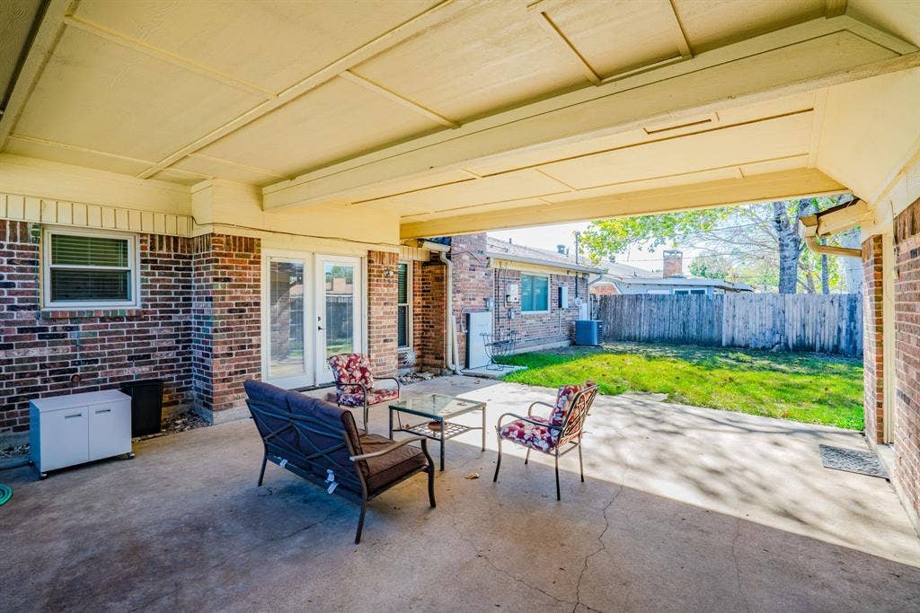 6941 Bennington Drive, Watauga, TX 76148 6941 Bennington Drive, Watauga, TX 76148