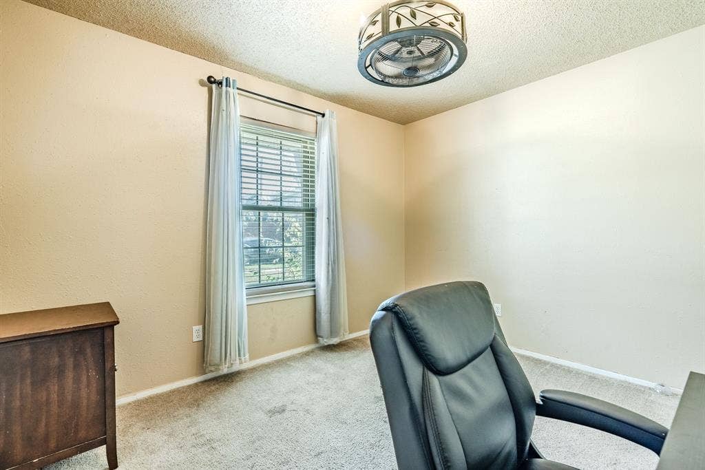 6941 Bennington Drive, Watauga, TX 76148 6941 Bennington Drive, Watauga, TX 76148