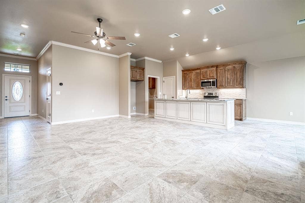 2600 Creek Drive, Granbury, TX 76048 View back towards the front door. Great ceramic tile floors