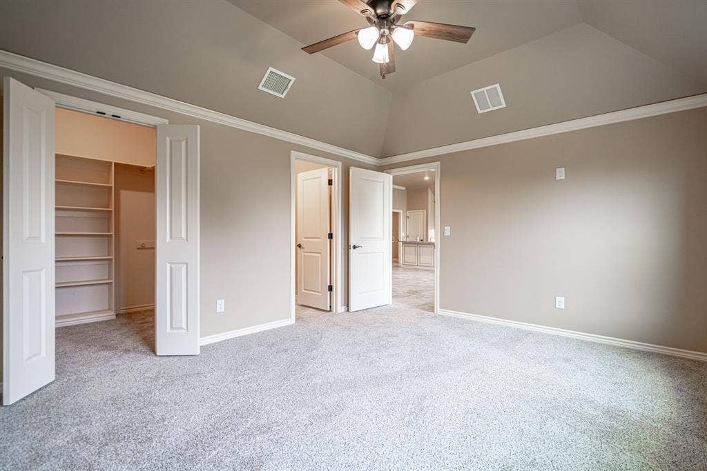 2600 Creek Drive, Granbury, TX 76048 2600 Creek Drive, Granbury, TX 76048