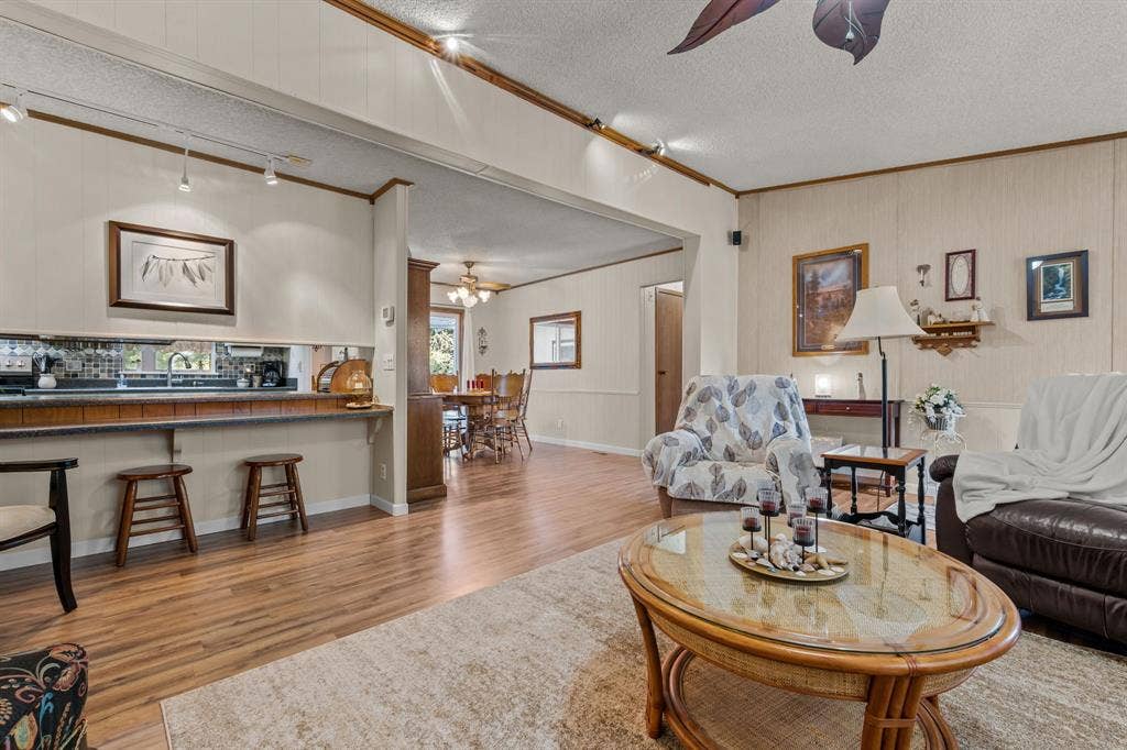 404 Cleveland Road, Granbury, TX 76049 404 Cleveland Road, Granbury, TX 76049