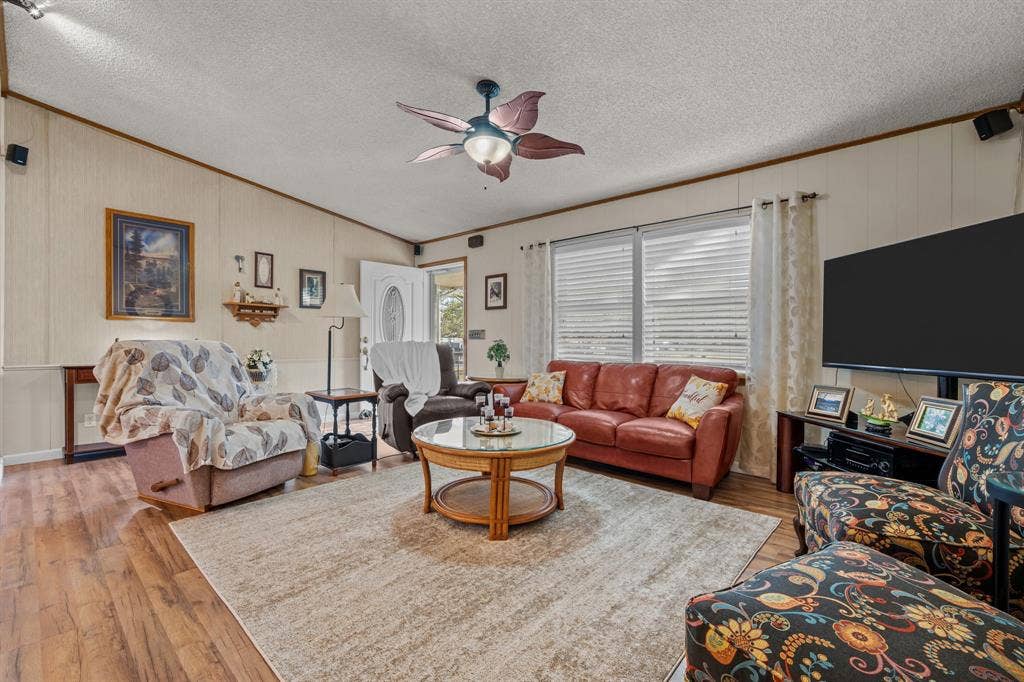 404 Cleveland Road, Granbury, TX 76049 404 Cleveland Road, Granbury, TX 76049