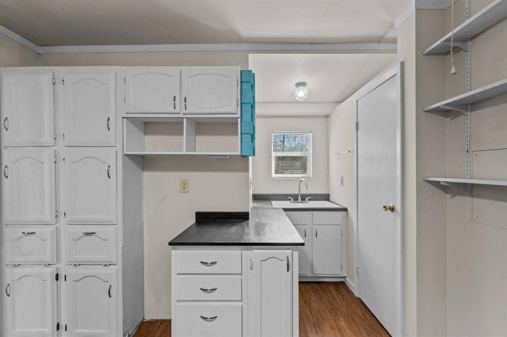 404 Cleveland Road, Granbury, TX 76049 404 Cleveland Road, Granbury, TX 76049