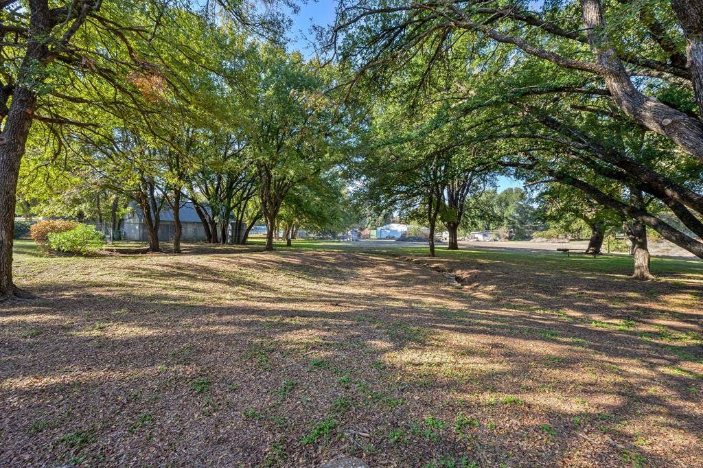404 Cleveland Road, Granbury, TX 76049 404 Cleveland Road, Granbury, TX 76049