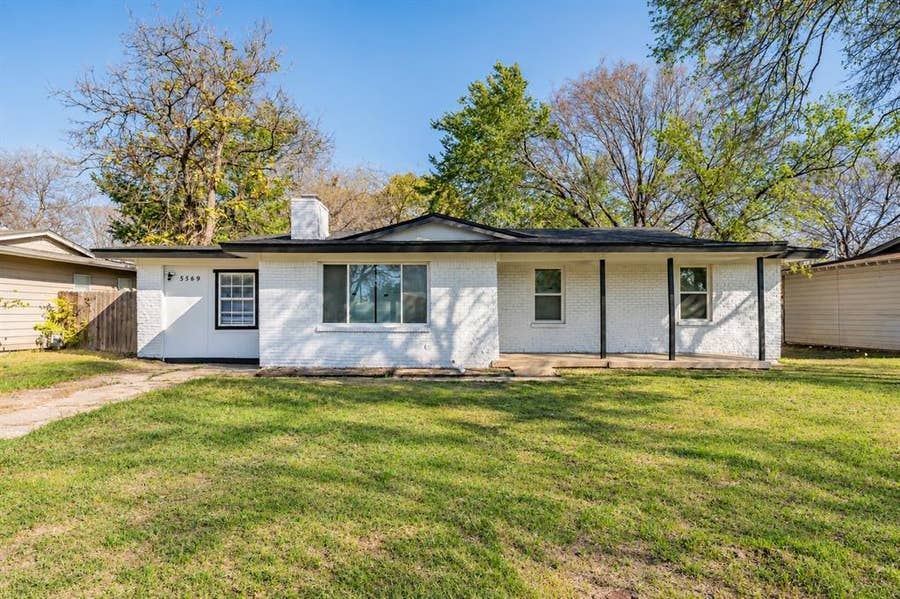 Property photo for 5569 Burton Avenue, Fort Worth, TX