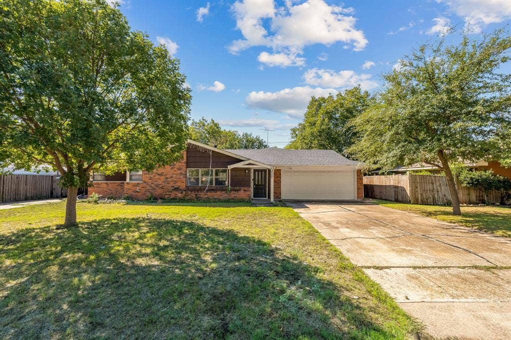 4629 Fawn Drive, Fort Worth, TX 76132 4629 Fawn Drive, Fort Worth, TX 76132
