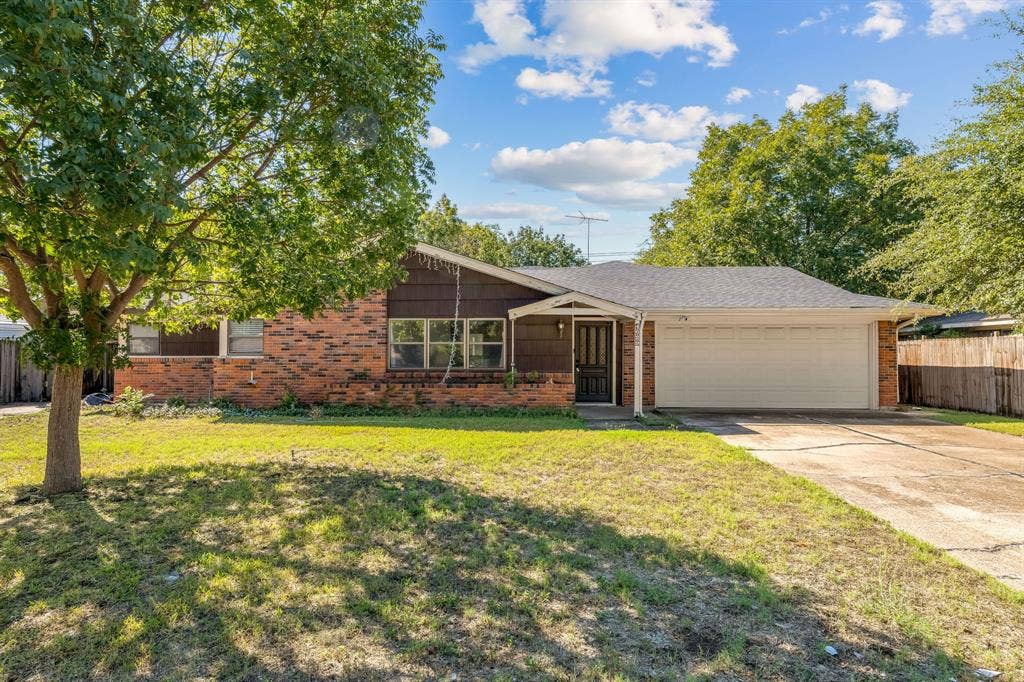 4629 Fawn Drive, Fort Worth, TX 76132 4629 Fawn Drive, Fort Worth, TX 76132