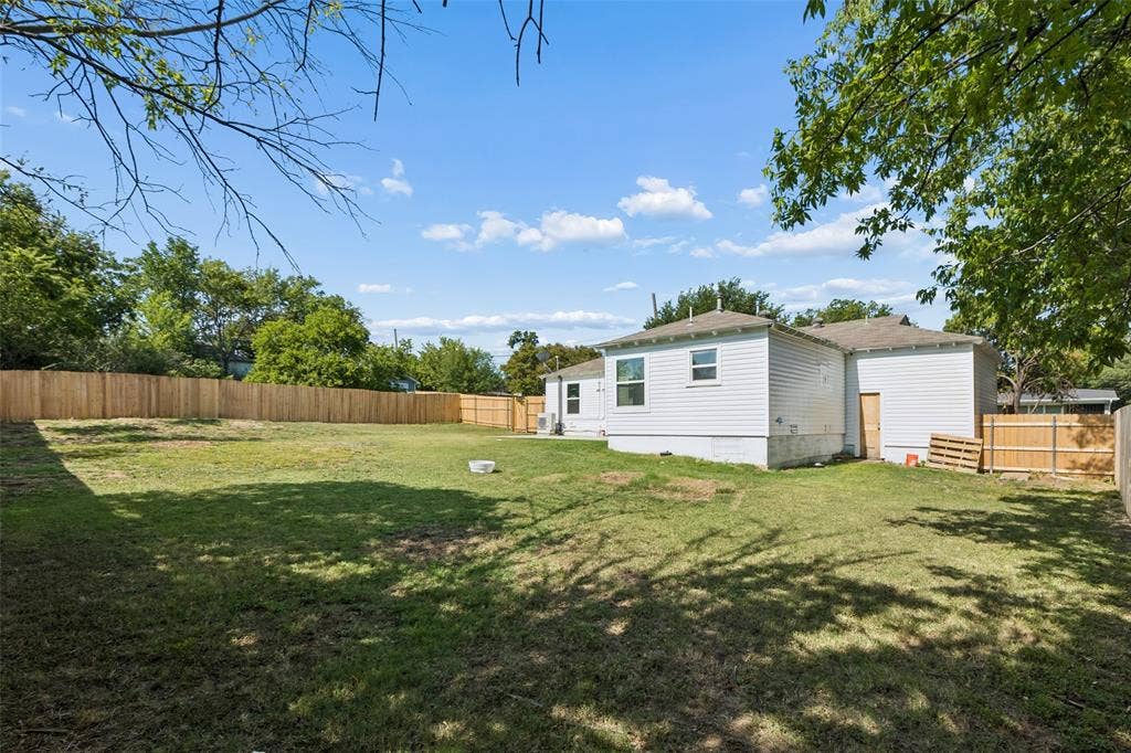 714 NW 6th Street, Grand Prairie, TX 75050 714 NW 6th Street, Grand Prairie, TX 75050