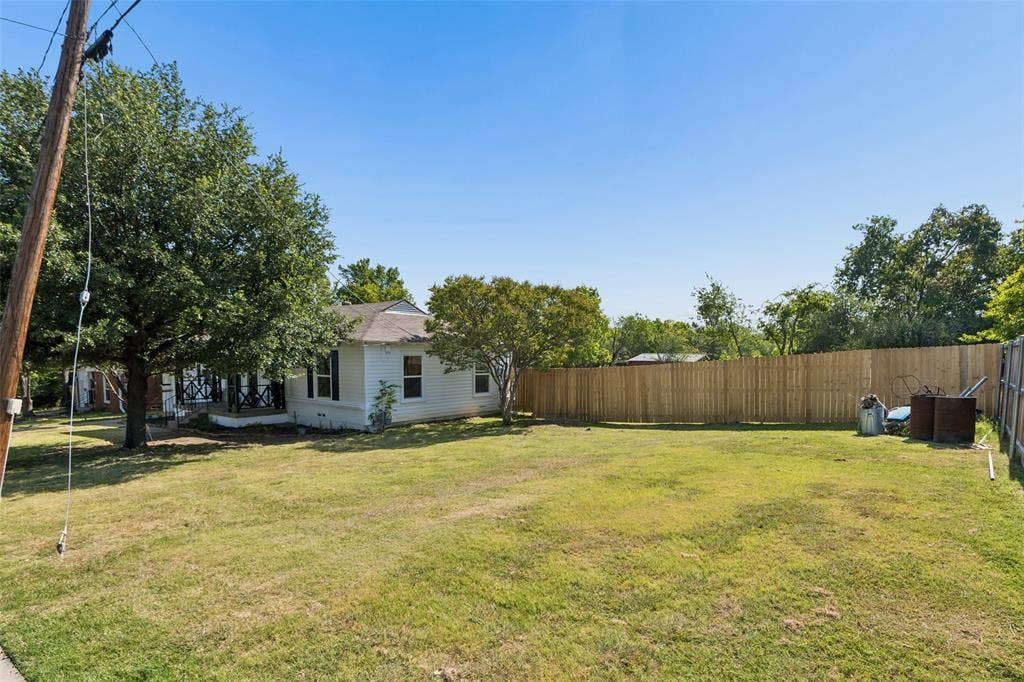 714 NW 6th Street, Grand Prairie, TX 75050 714 NW 6th Street, Grand Prairie, TX 75050