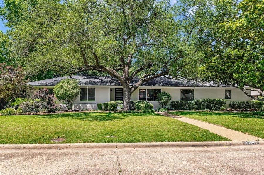 Property photo for 10409 Remington Lane, Dallas, TX