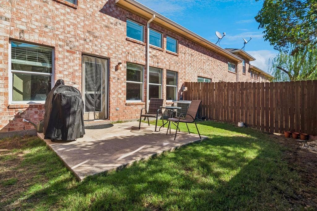 10263 Summit Run Drive, Frisco, TX 75035 10263 Summit Run Drive, Frisco, TX 75035