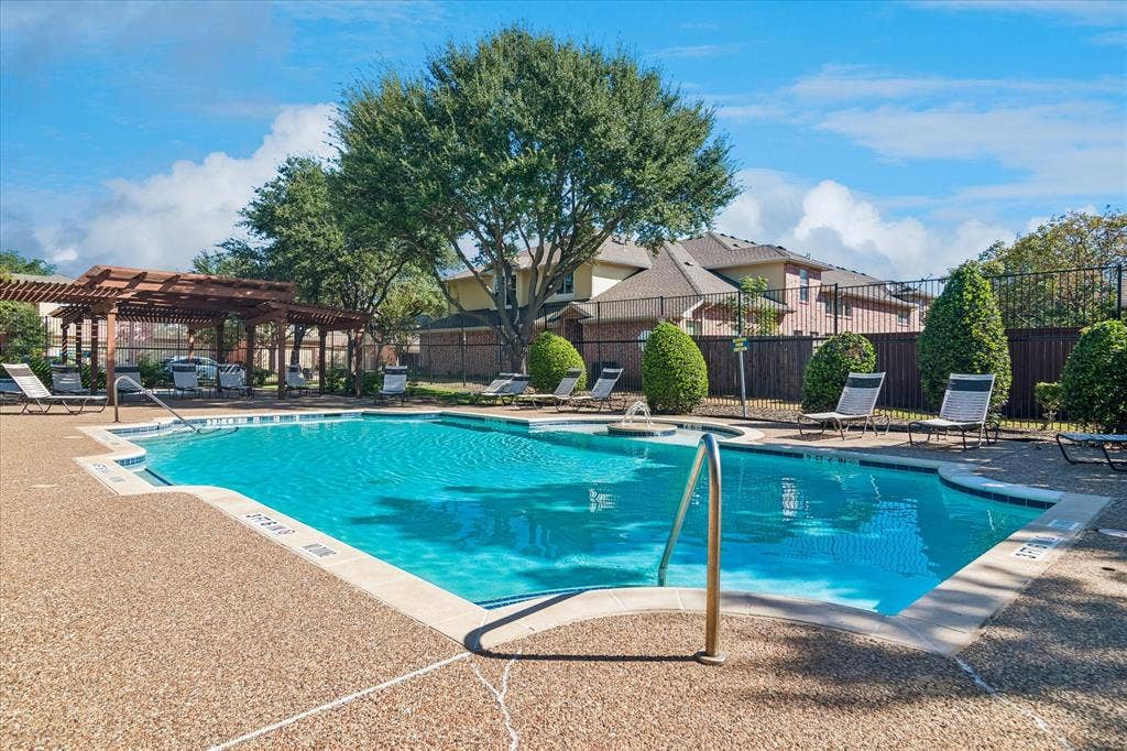 10263 Summit Run Drive, Frisco, TX 75035 10263 Summit Run Drive, Frisco, TX 75035