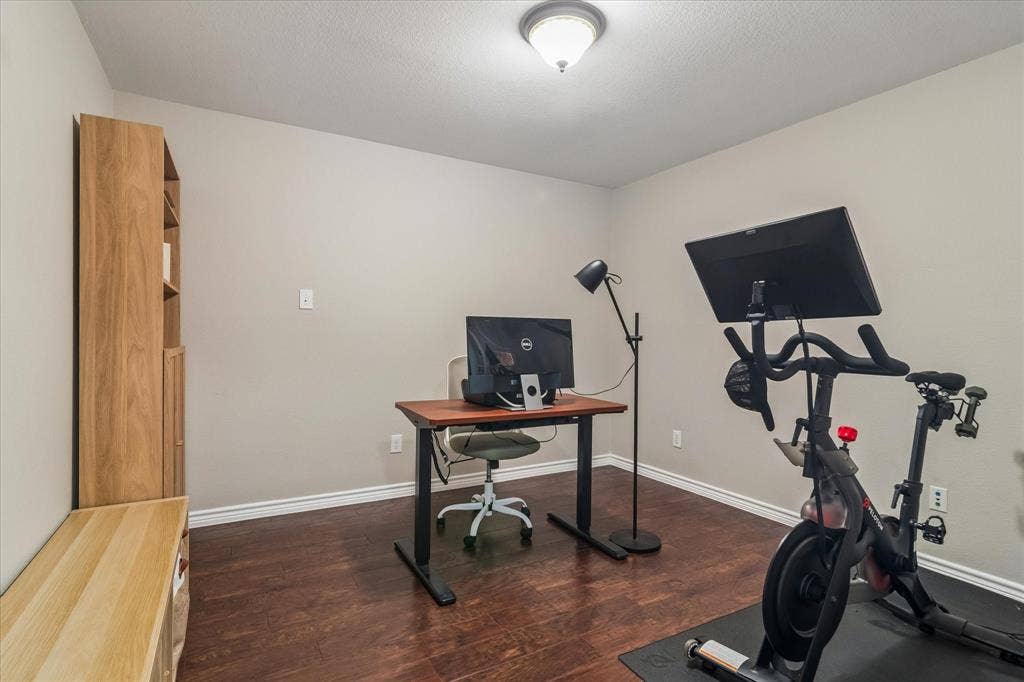 10263 Summit Run Drive, Frisco, TX 75035 10263 Summit Run Drive, Frisco, TX 75035