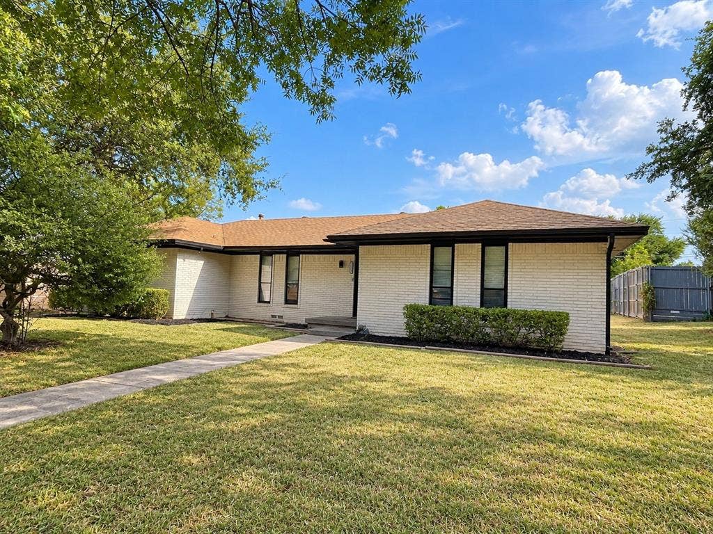 2404 Kentfield Lane, Plano, TX 75074
