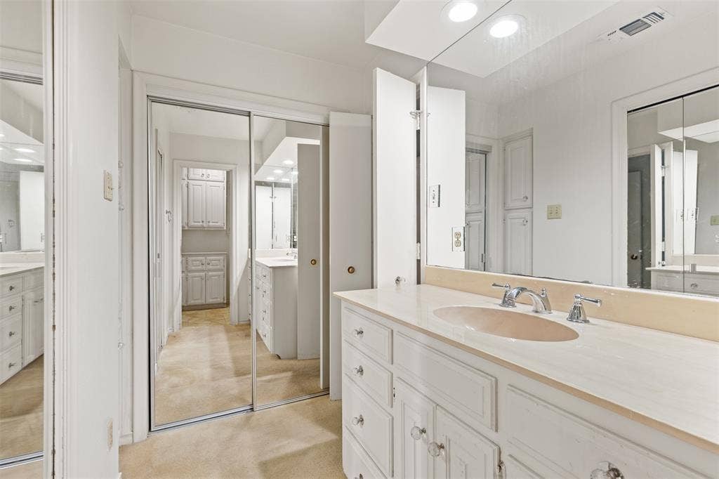7010 S Janmar Drive, Dallas, TX 75230 7010 S Janmar Drive, Dallas, TX 75230