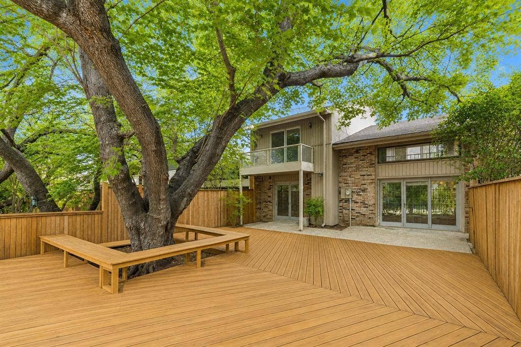 1806 Lakecrest Court, Carrollton, TX 75006 1806 Lakecrest Court, Carrollton, TX 75006