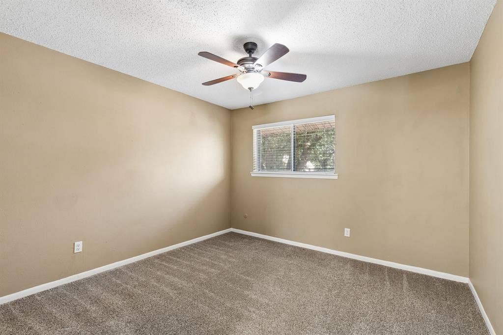 1806 Lakecrest Court, Carrollton, TX 75006 1806 Lakecrest Court, Carrollton, TX 75006