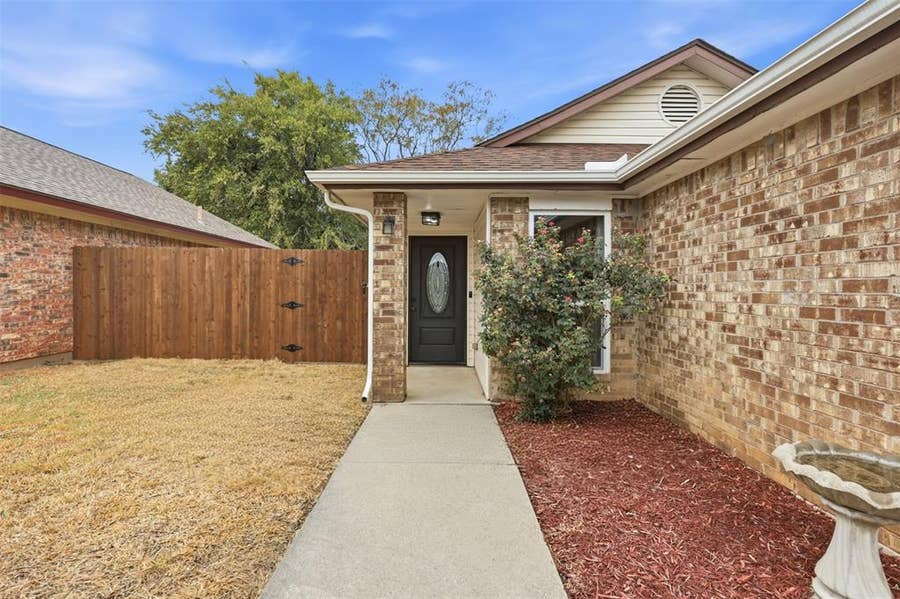 Property photo for 2508 Countryside Lane, Fort Worth, TX