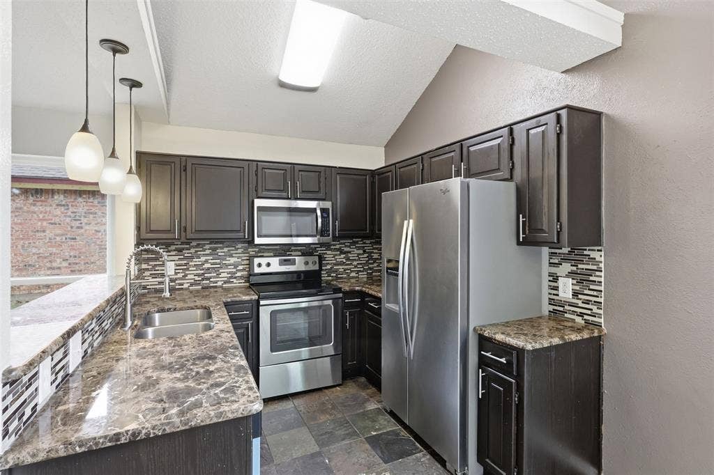 2508 Countryside Lane, Fort Worth, TX 76133