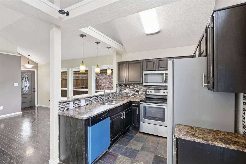 2508 Countryside Lane, Fort Worth, TX 76133