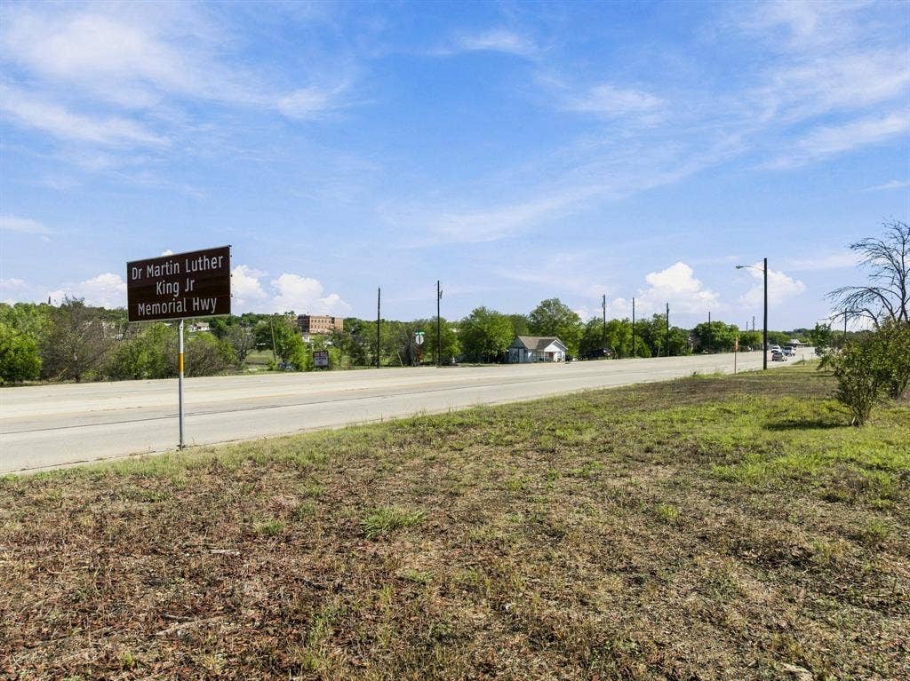 TBD Corsicana & Pine Street, Hillsboro, TX 76645 TBD Corsicana & Pine Street, Hillsboro, TX 76645