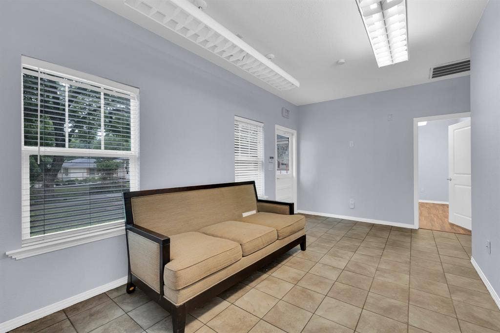 214 W Belt Line Road, #B, Cedar Hill, TX 75104 Tile flooring, multiple windows with blinds, recessed lighting, and a white interior door