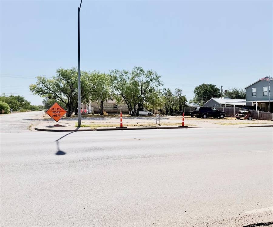 Property photo for 100 Davenport, Stamford, TX