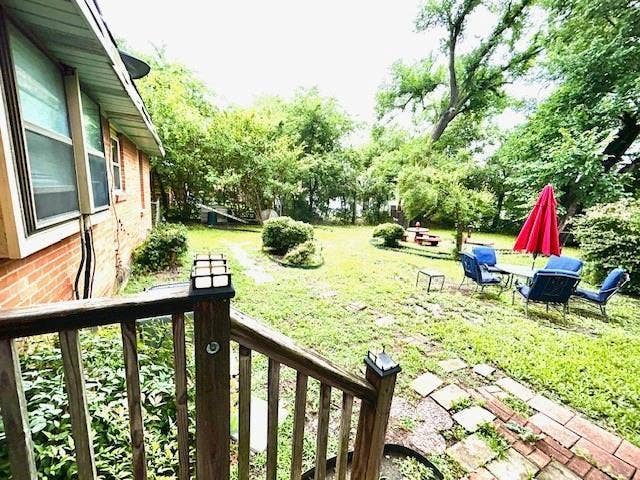1103 L Avenue, Plano, TX 75074 1103 L Avenue, Plano, TX 75074
