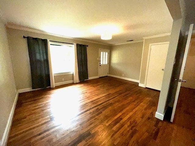 1103 L Avenue, Plano, TX 75074 1103 L Avenue, Plano, TX 75074