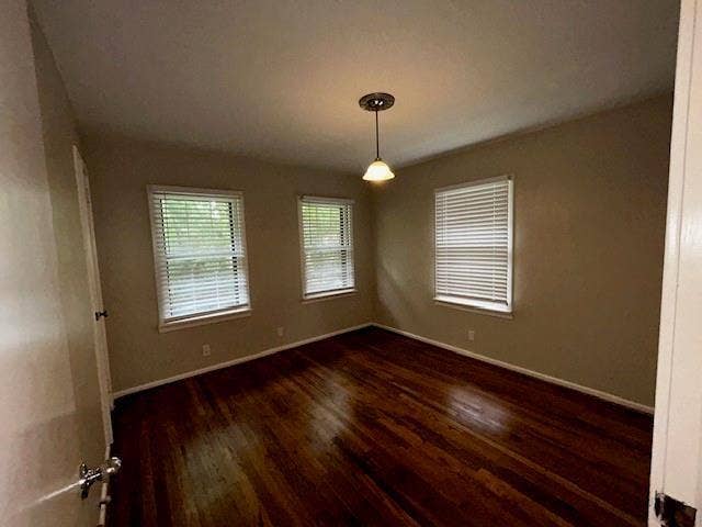 1103 L Avenue, Plano, TX 75074 1103 L Avenue, Plano, TX 75074