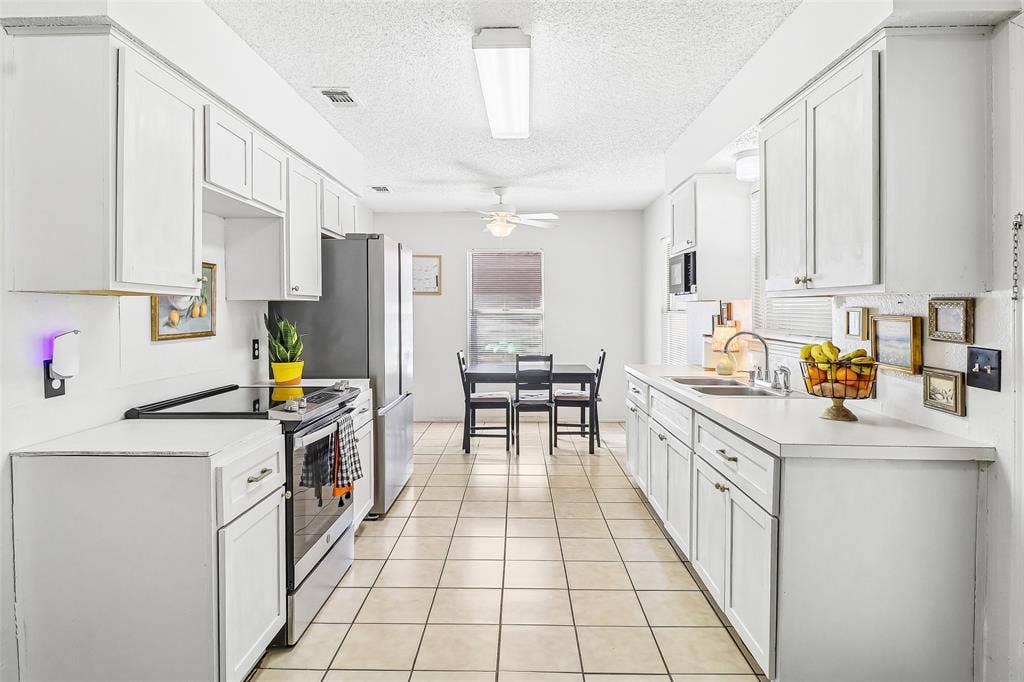 2308 Cool Spring Drive, Fort Worth, TX 76108