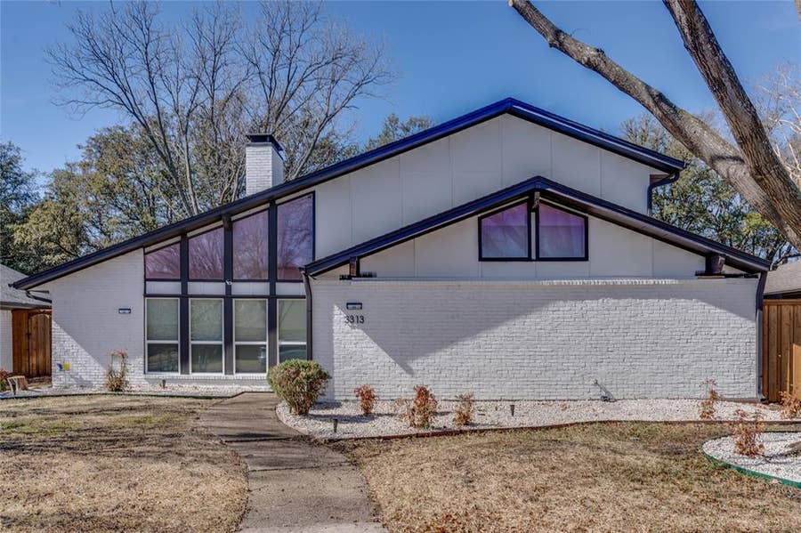 Property photo for 3313 Carriage Lane, Plano, TX