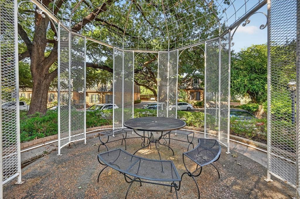 5043 Les Chateaux Drive, #214, Dallas, TX 75235 Gazebo with open lattice design, decorative metalwork, and concrete flooring