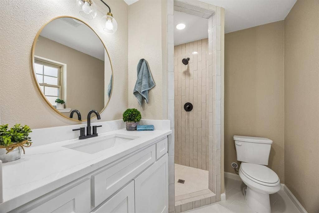1725 Bardfield Avenue, Garland, TX 75041 1725 Bardfield Avenue, Garland, TX 75041