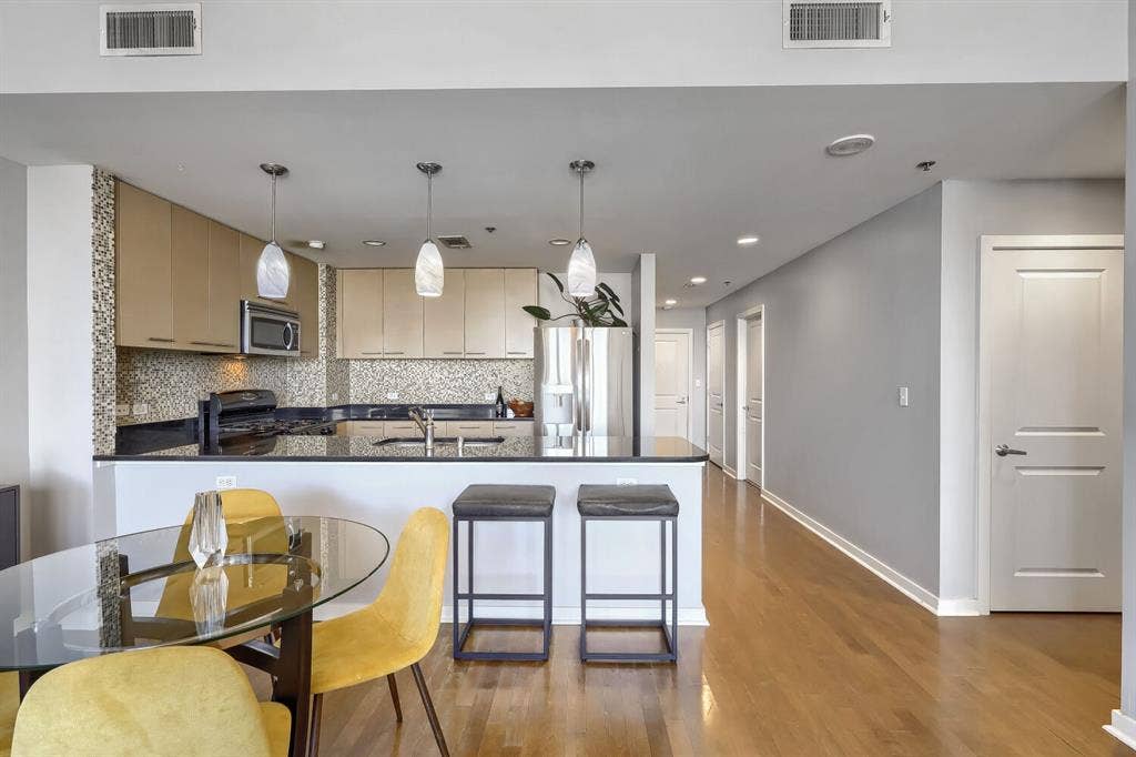 1200 Main Street, #1904, Dallas, TX 75202 1200 Main Street, #1904, Dallas, TX 75202