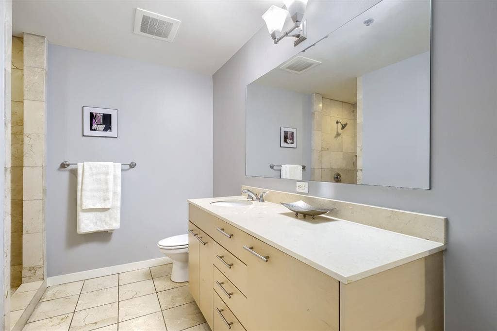 1200 Main Street, #1904, Dallas, TX 75202 1200 Main Street, #1904, Dallas, TX 75202