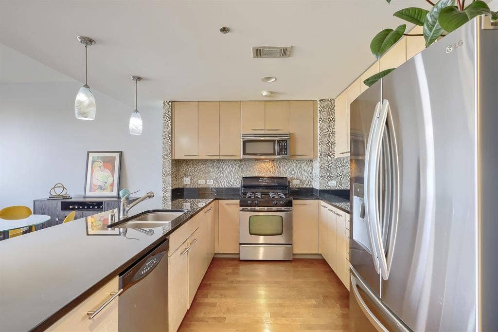 1200 Main Street, #1904, Dallas, TX 75202 1200 Main Street, #1904, Dallas, TX 75202